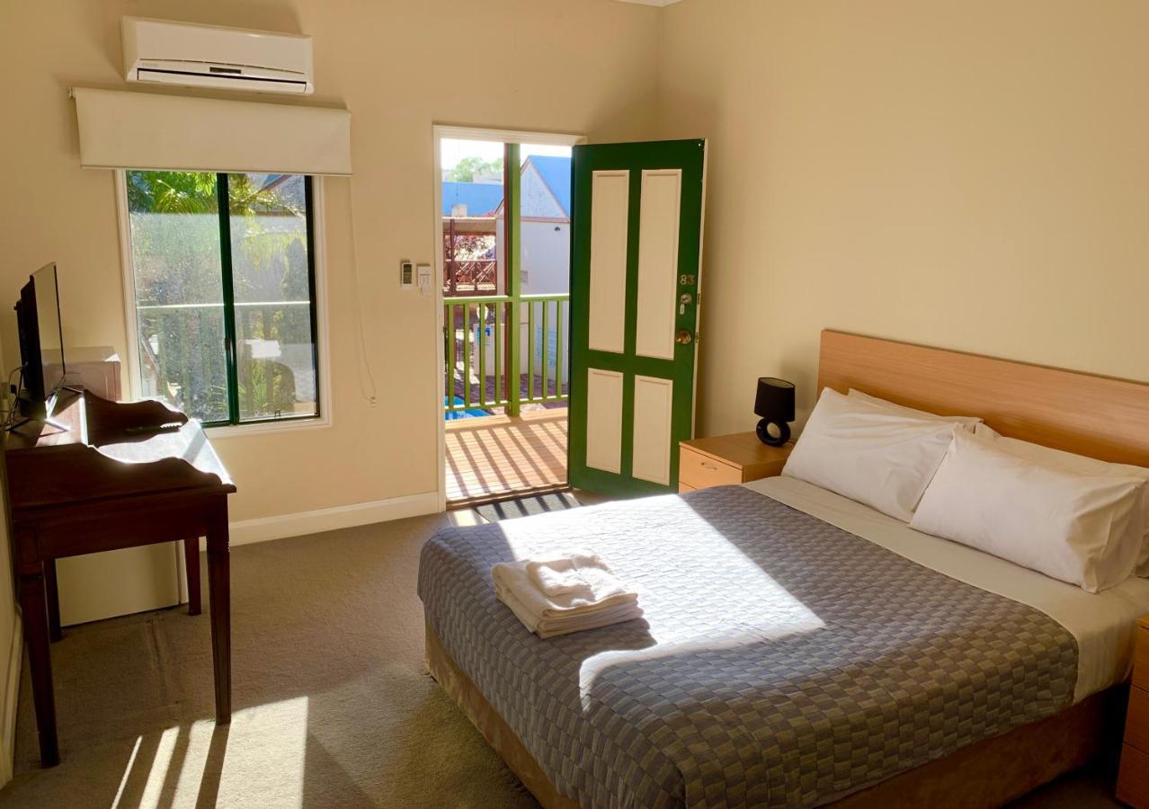 Settlers Hotel York Kültér fotó