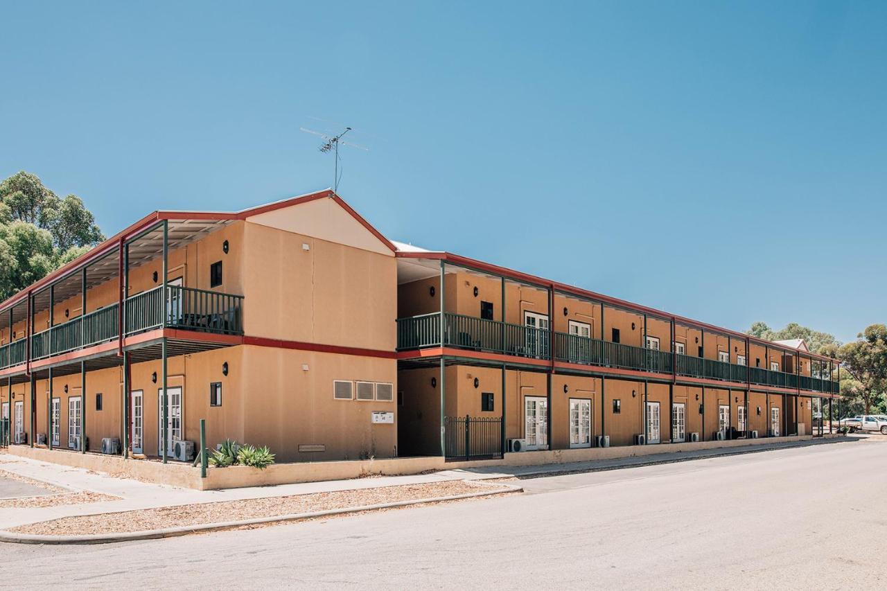 Settlers Hotel York Kültér fotó